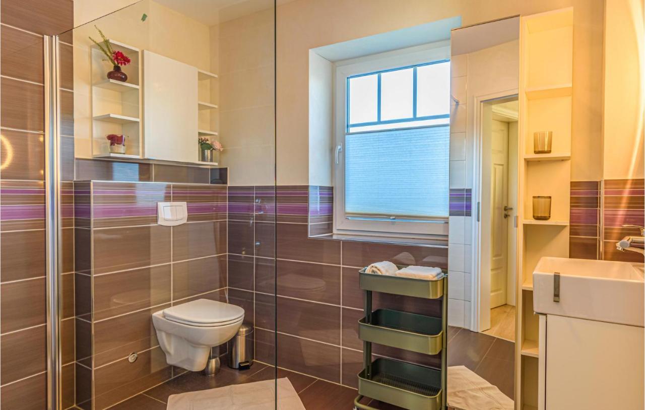 Amazing Apartment In Langenhorn With Kitchen エクステリア 写真