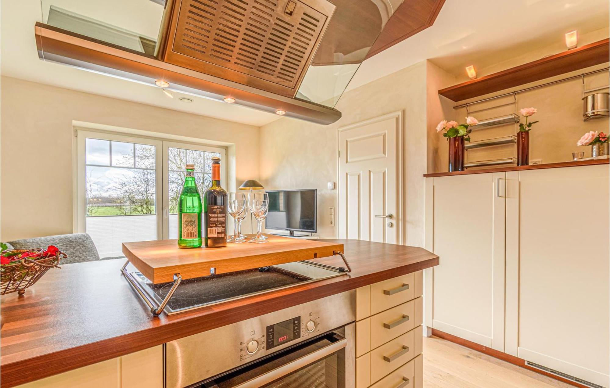 Amazing Apartment In Langenhorn With Kitchen エクステリア 写真